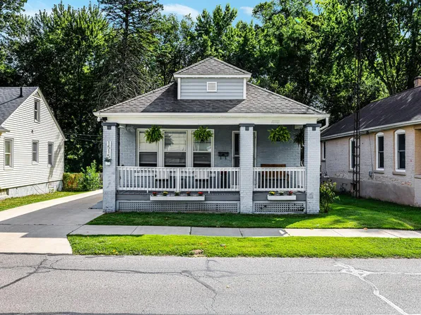 1515 Scott St, La Porte, IN 46350