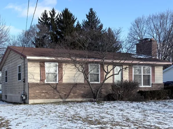 5682 Madison Ave SE, Kentwood, MI 49548