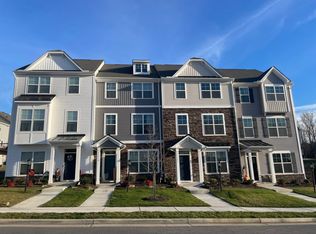 17219 Gossamer Dr, Moseley, VA 23120