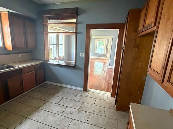 2nd image of 1637 17th St
