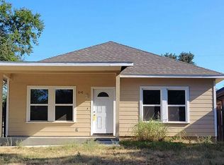 1041 E Cantey St, Fort Worth, TX 76104