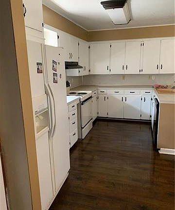 4th image of 3117 S 22nd St