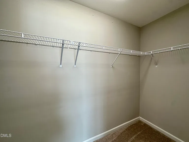 822 Richmont Grove Ln — Photo 10
