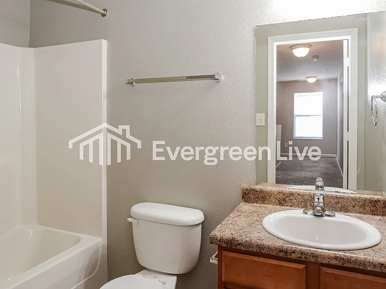 113 Elmhurst Dr — Photo 14