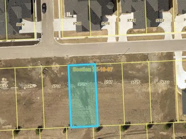 9709 Casa Colina Ct, Lincoln, NE 68520