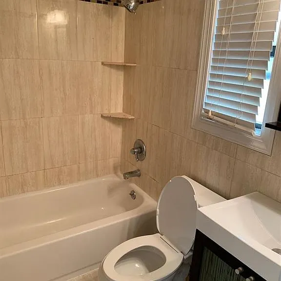 422 Monroe St #2 — Photo 10