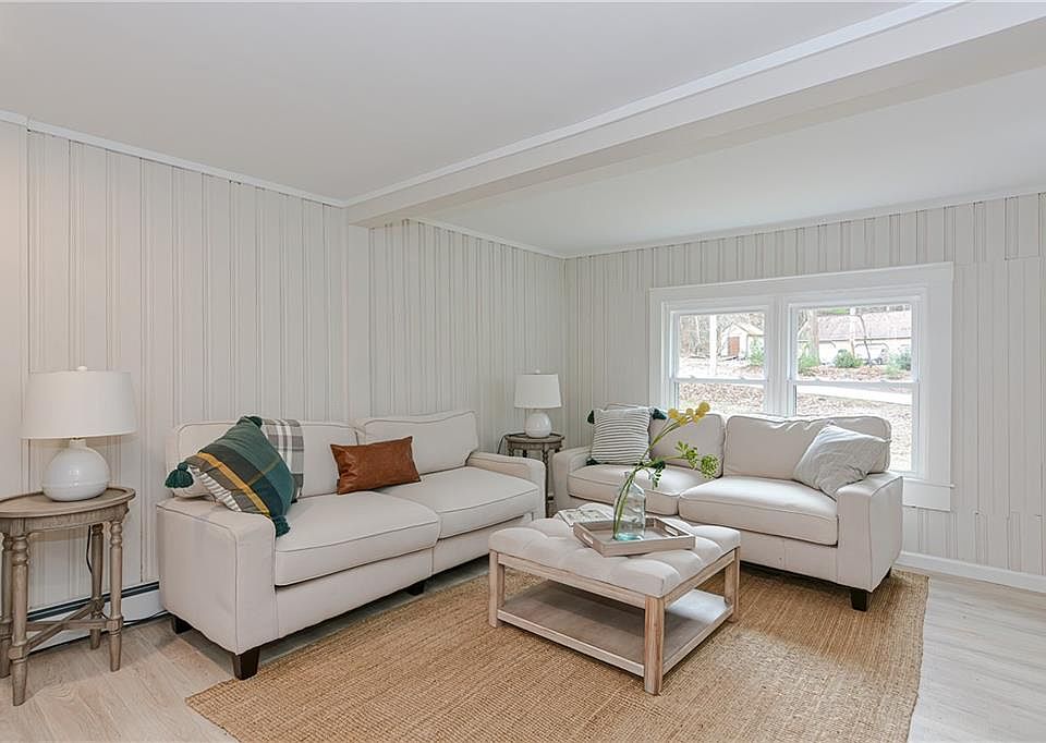 602 Black Plain Rd, North Smithfield, RI 02896 Zillow