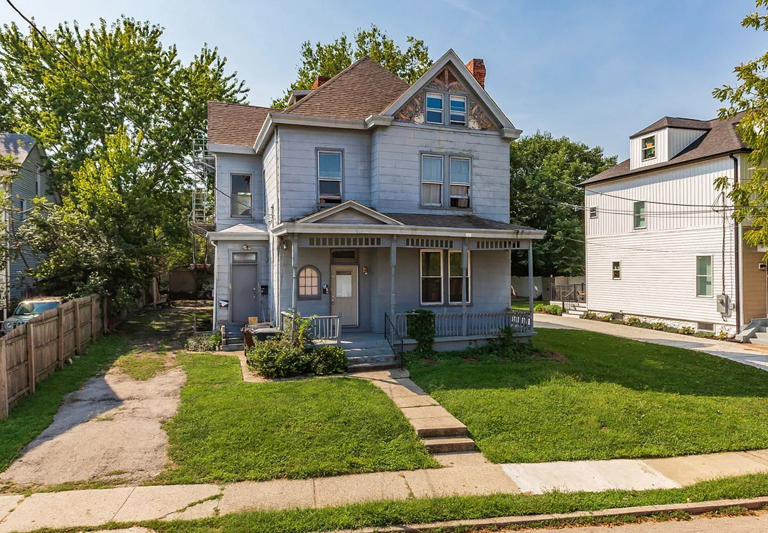 1 bed, 1.0 bath, $880 — Photo 1
