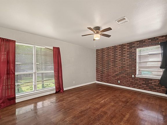 5th image of 5810 Flamingo Dr