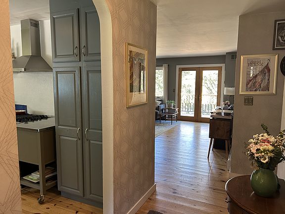 Entry way through the front door
