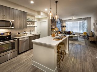 465 Memorial Dr SE #533, Atlanta, GA 30312