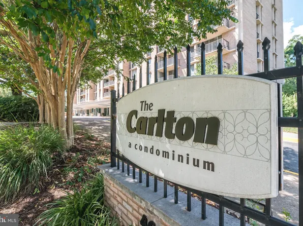 4600 S Four Mile Run Dr APT 940, Arlington, VA 22204