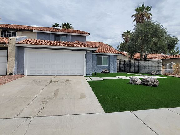 3rd image of 2600 Sidonia Ave