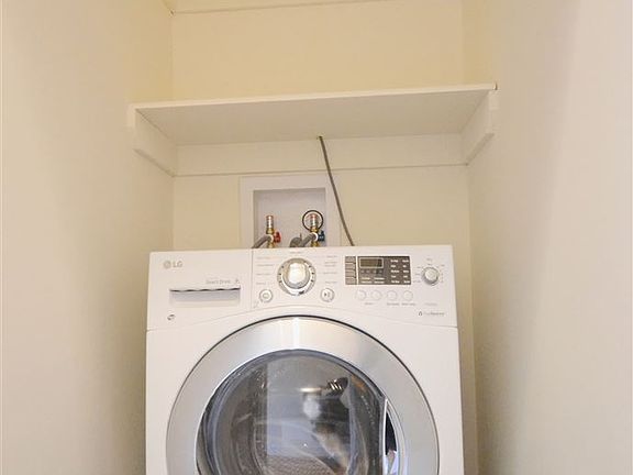 1db75d5ceb3295e99461aed6ce99e853