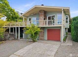 6107 Hawthorne Ter NE, Tacoma, WA 98422