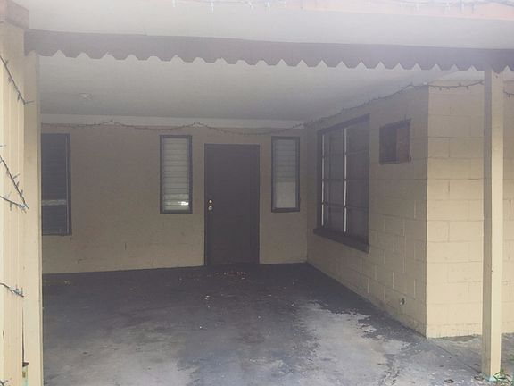 3rd image of 379 N Eagle Dr