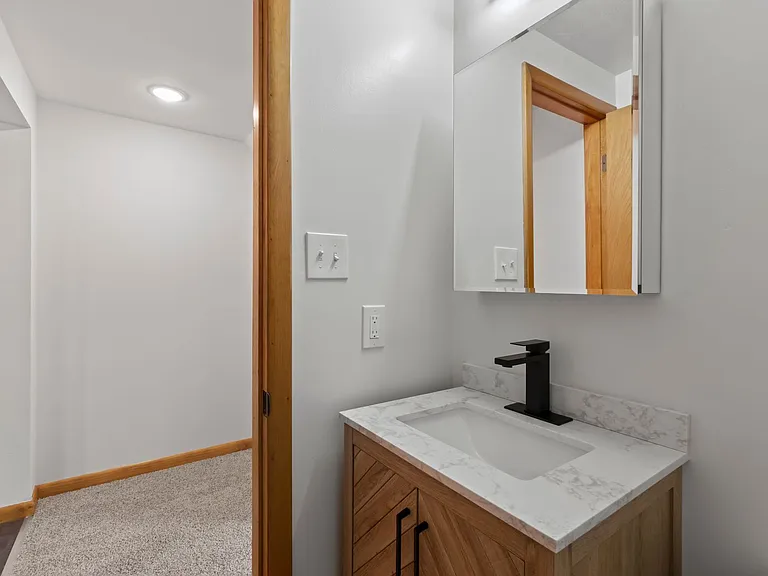 1105 Anna Ave — Photo 20