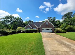 7030 Valley Landing Ct, Cumming, GA 30041