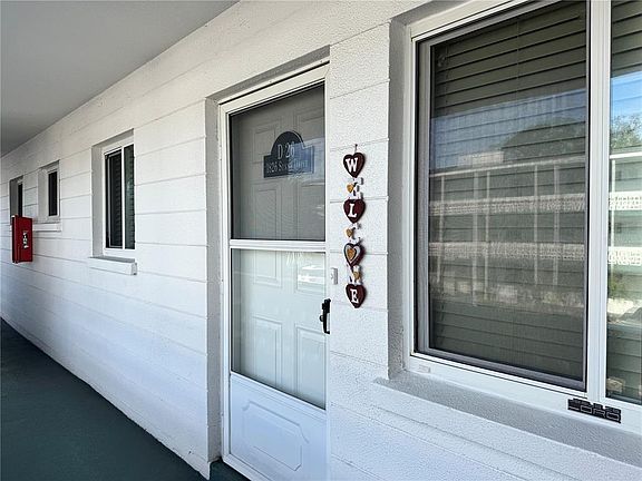 3rd image of 1826 SUNNY DRIVE #D26