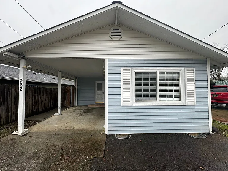 362 Page Rd — Photo 2