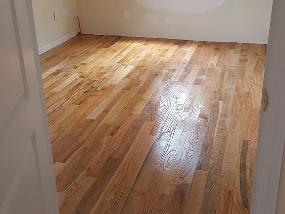 4th image of 1431 Needham Ave