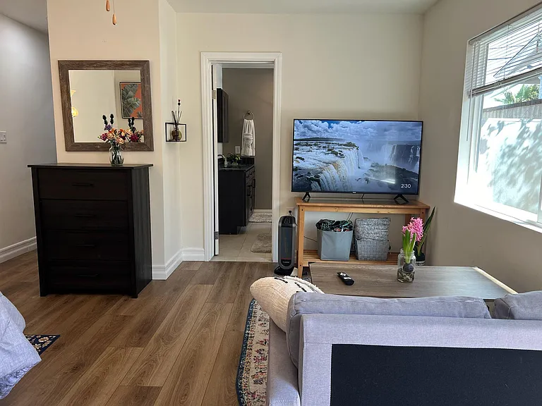 28102 S Montereina Dr — Photo 2