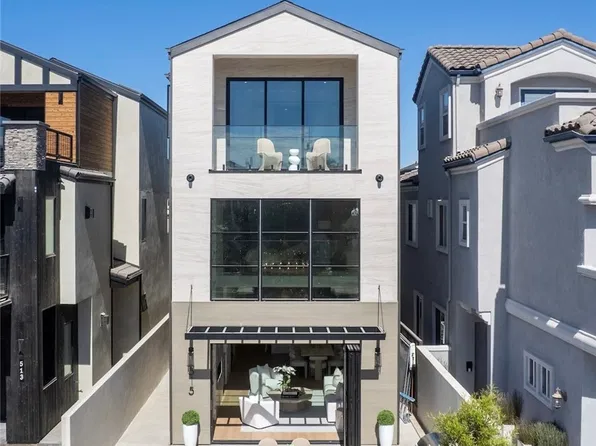 515 12th St, Huntington Beach, CA 92648