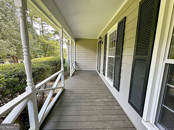 4th image of 5 Smokemont Dr
