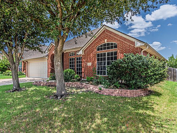 2nd image of 10132 Red Bluff Ln