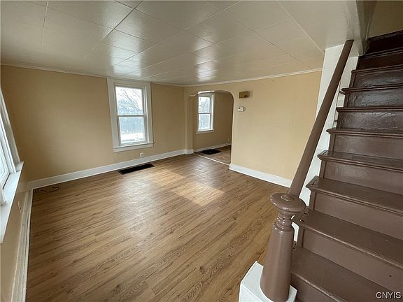 2nd image of 147 Court St