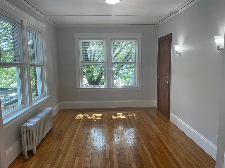 656 Elmwood Ave — Photo 6