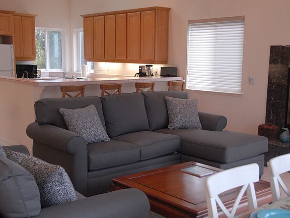 2nd image of 87 Puffin Ln