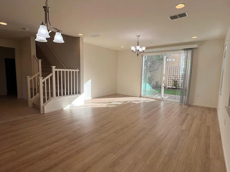 2985 Vittoria Loop — Photo 6