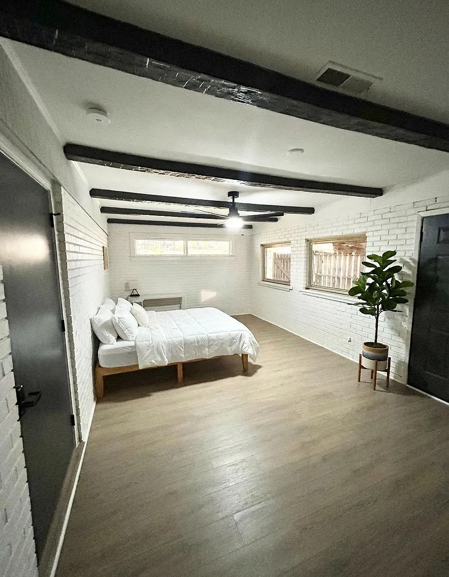 4 bed, 2.0 bath, 1596 sqft, $767 — Photo 1