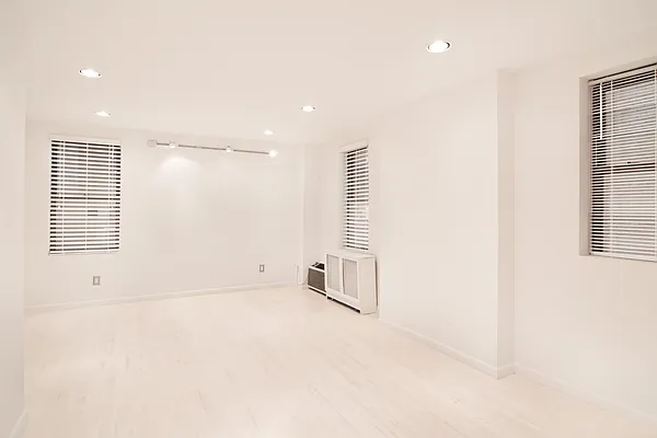 Rented by WAM Partners - William Moses Co. | media 17