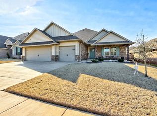10012 NW 143rd St, Yukon, OK 73099