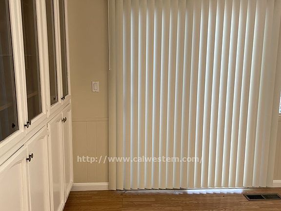 5th image of 626 Bolton Ct #1