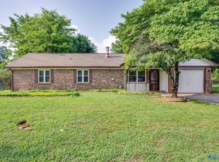 2815 Winchester Rd, New Market, AL 35761
