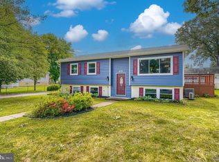 675 211th St, Pasadena, MD 21122