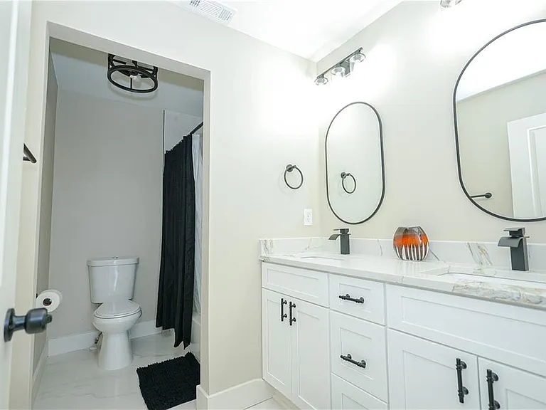 1452 Lockwood Dr SW — Photo 47