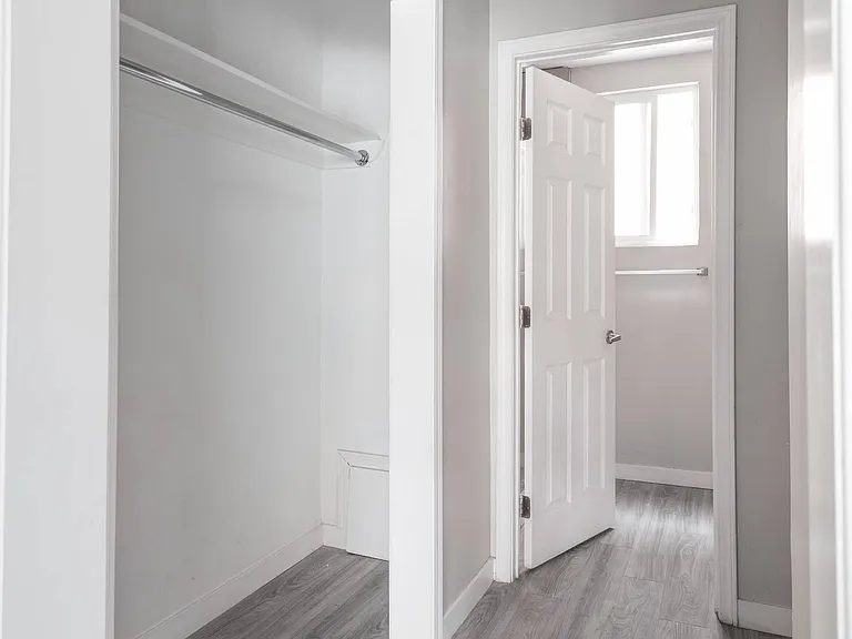 417 S Kenmore Ave #2 — Photo 5