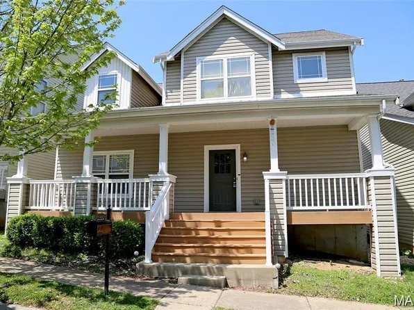 240 Montclair Tower Dr, Saint Charles, MO 63303