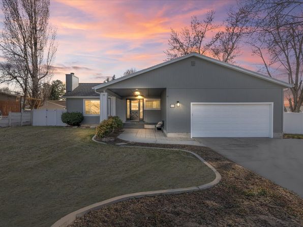 908 E Lazon Dr, Sandy, UT 84094