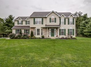 27 Seneca Ct, Chester Springs, PA 19425