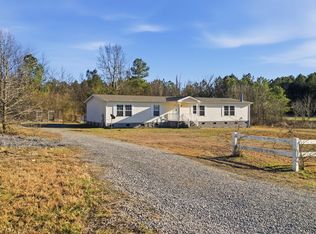 110 Moonshine Ln, Old Fort, TN 37362