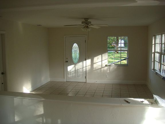 2nd image of 1604 Pioneer Trl
