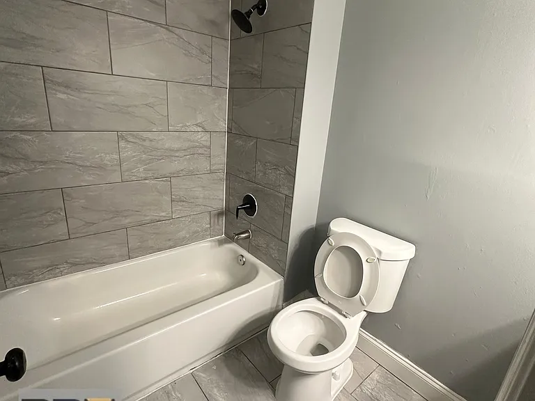 3719 E Pratt St — Photo 3