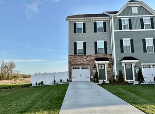 29 Roundstone Run, Woolwich Township, NJ 08085