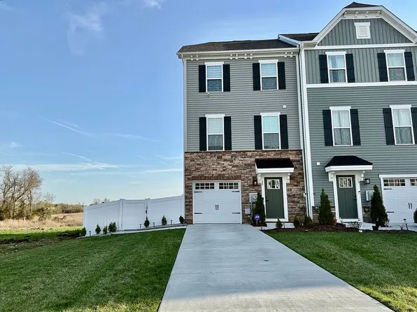 29 Roundstone Run, Woolwich Township, NJ 08085