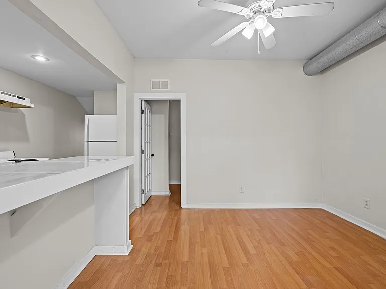 25 Desoto Pl — Photo 24